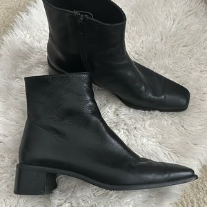 Vintage Stuart Weitzman Leather Ankle Boots